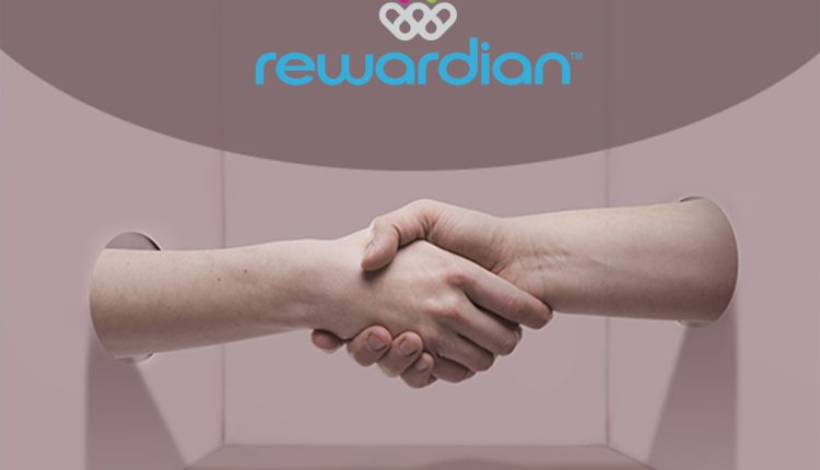 Rewardian Announces New Integration with Beekeeper by LumApps to Bring Real-Time Recognition to Deskless Workers
