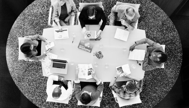 LumApps Launches Agent Hub, Defining the AI-Powered Employee Hub Category